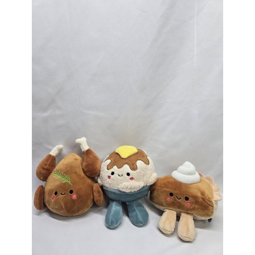 Hallmark Better Together Holiday Feast Magnetic Plush Set